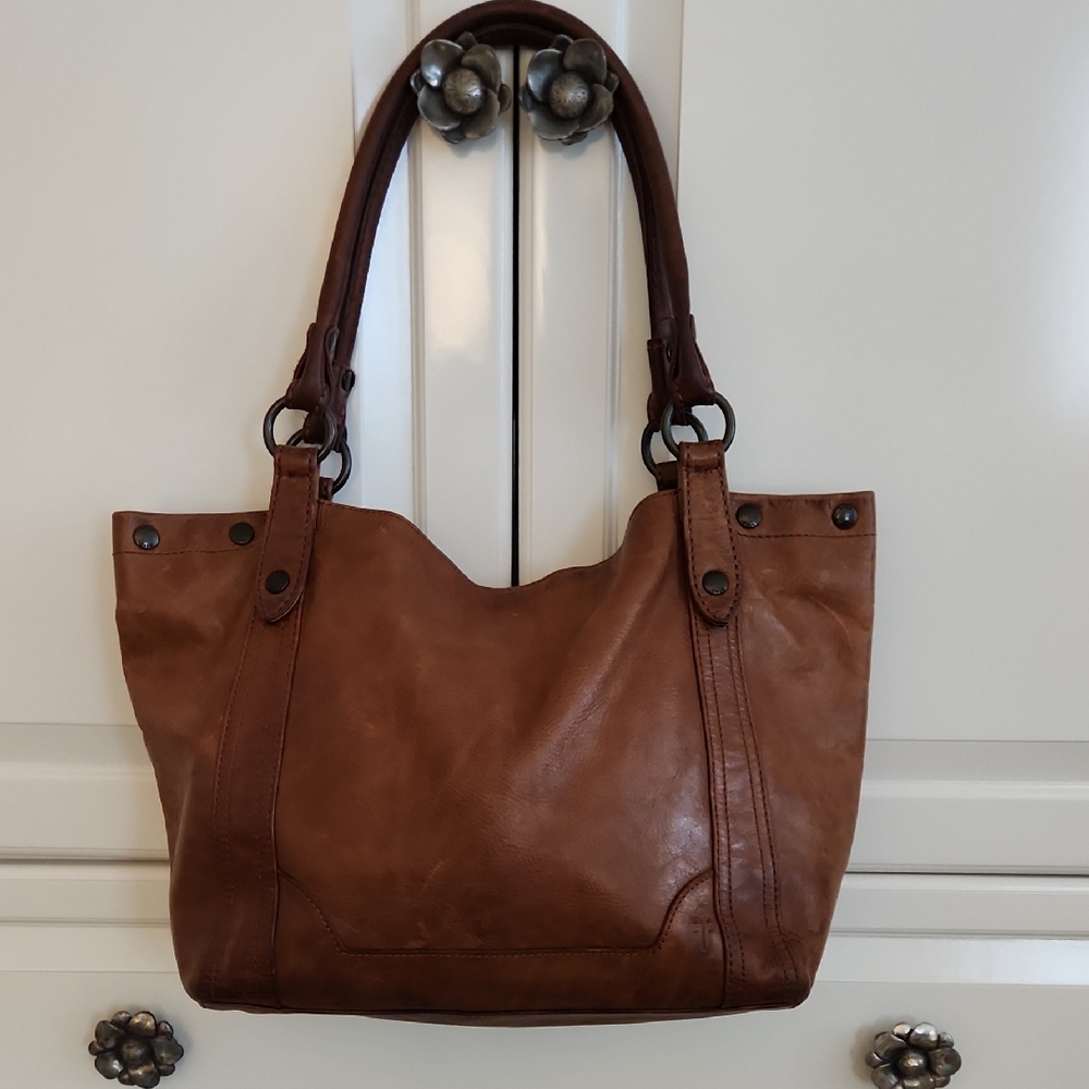 Frye Melissa Shoulder Bag In Cognac